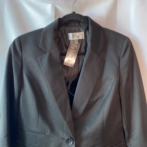 Le Suit Pinstripe Jacket & Wide-Leg Pant Suit - Picture 3 of 9